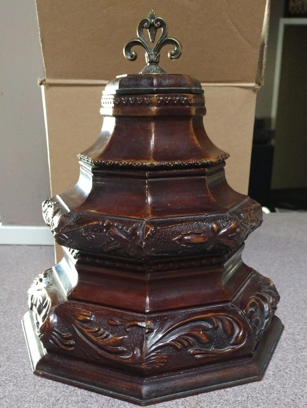 RARE Vintage Ornate Brown Decorative Wood Carved Accent Stash Box Brass Finial